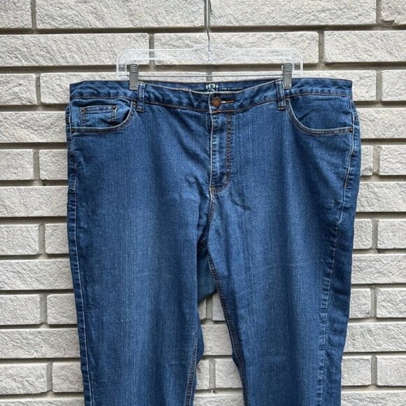 Love and Legend Straight Leg Jean Bundle (2pr) Sz 22 - Picture 9 of 15